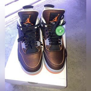 NIB Nike Air Jordan 4